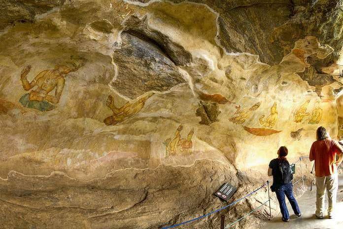 Dambulla Royal Cave Temple & Golden Temple